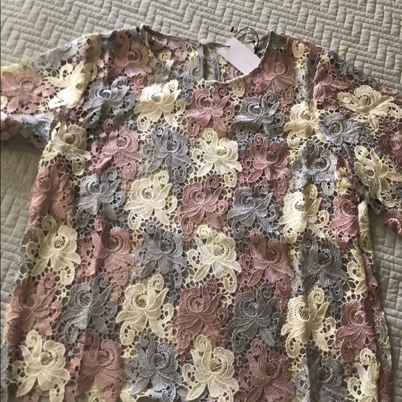 2 LEFT! GRAY MAUVE LACE CROCHET TOP & CAMI - Picture 8 of 8